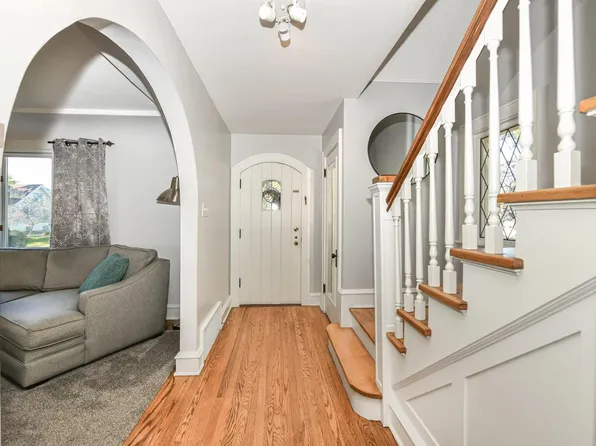 3444 South 50th PLACE, Greenfield, WI 53219