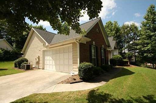 2nd image of 2790 Lady Guinevere Ln