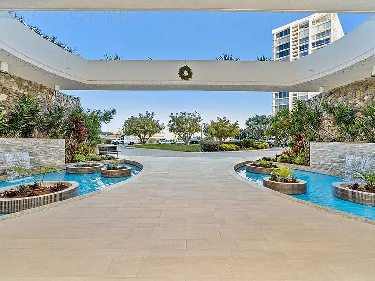 1750 Avenida Del Mundo #1208 — Photo 10