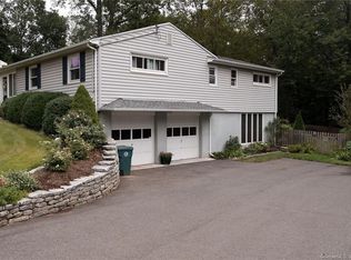 167 Bradford Dr, Cheshire, CT 06410