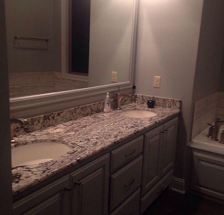 5th image of 1083 Sandy Ln