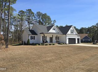 245 Creek Crossing Dr, Benson, NC 27504