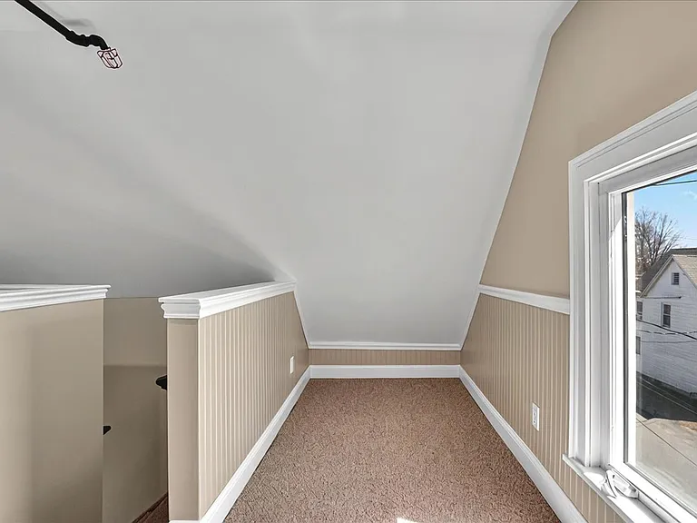 3 Waterbury St #2 — Photo 25