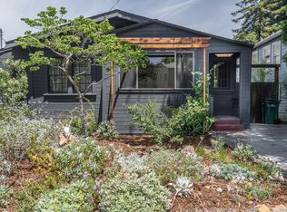7520 Greenly Dr, Oakland, CA 94605