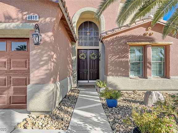 5th image of 8810 Arroyo Azul St
