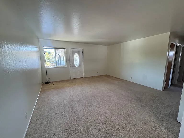 37847 Niles Blvd #11 — Photo 1