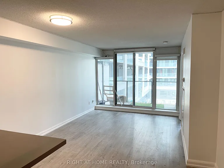 111 Elizabeth St #602 — Photo 13
