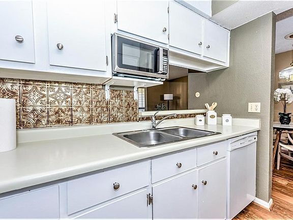 5th image of 1516 Bay Area Blvd APT H-6
