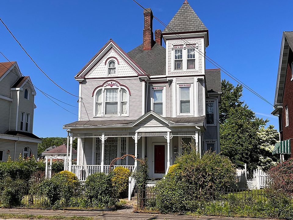 1st image of 234 S Walnut St