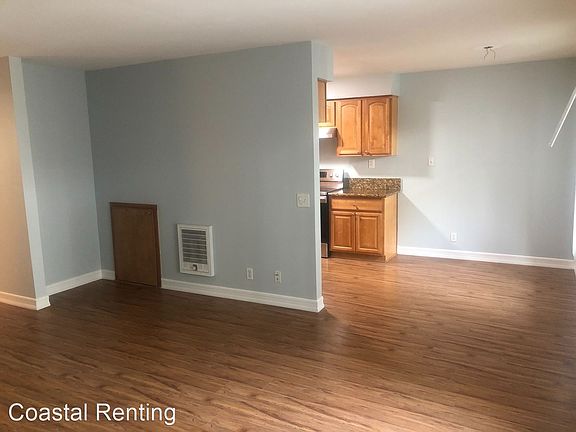 3rd image of 4461 Howard Ave APT 3