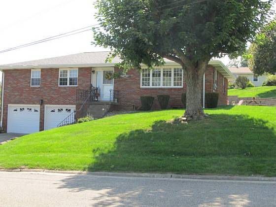 1st image of 206 Dennis Ln