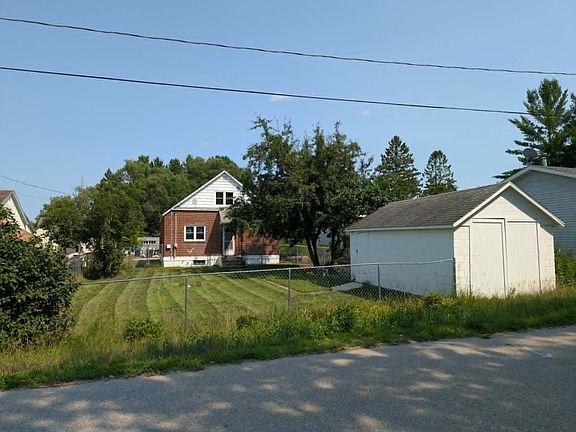 3rd image of 811 May St