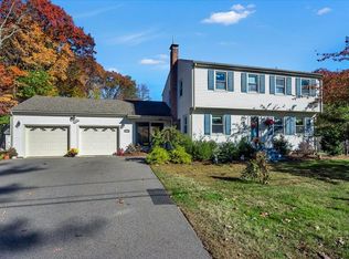 7 Alexander Rd, Foxboro, MA 02035