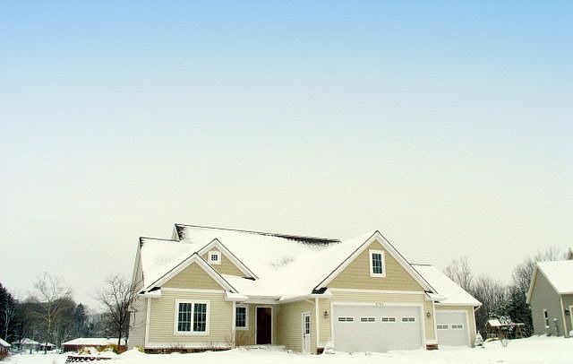 1st image of 6785 Goldenrod Dr