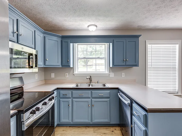 125 Grant Ct — Photo 15