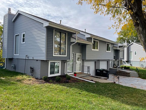 3rd image of 3514 S 135th Cir