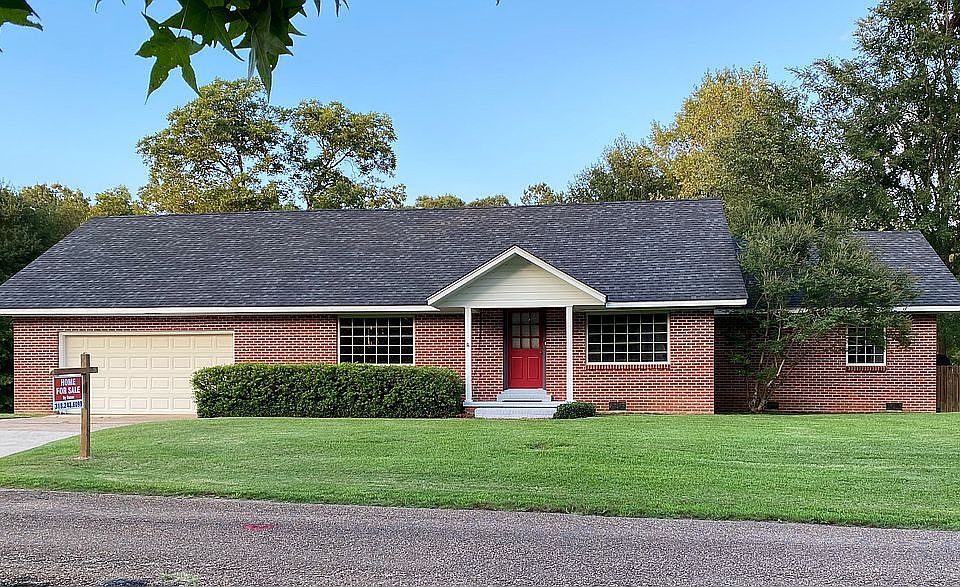 131 N. Pine Street Choudrant