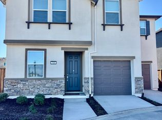 700 Paradise Ln, Pittsburg, CA
