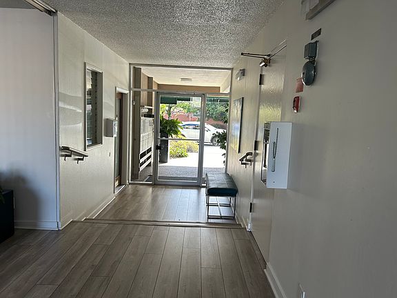 4th image of 112 Garden Dr #1910