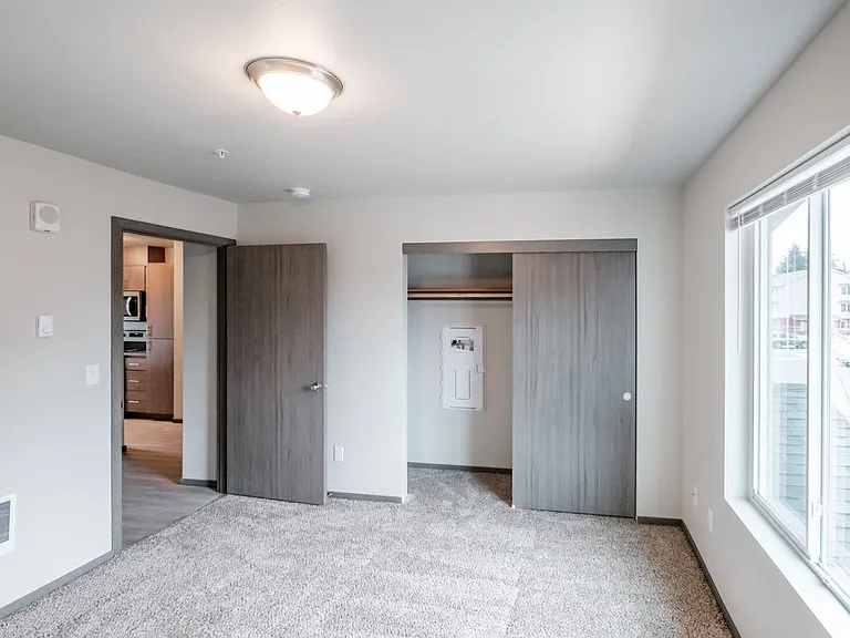 Cherry Glen Apartments — Photo 27