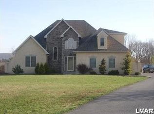 2644 Tomic Pl, Bath, PA 18014