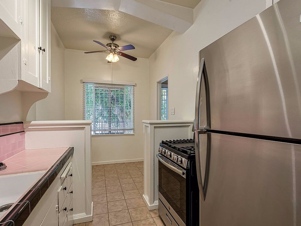 1st image of 457 S Cochran Ave #106