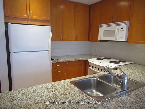 5th image of 85 Bloor St E #1808