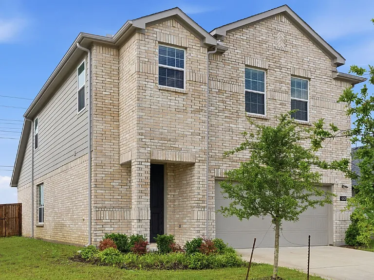 612 Rain Barrel Pl — Photo 3