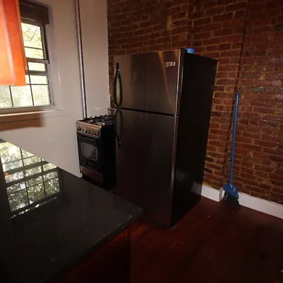 Rented by Nooklyn NYC LLC | media 79