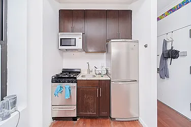 Rented by Living New York