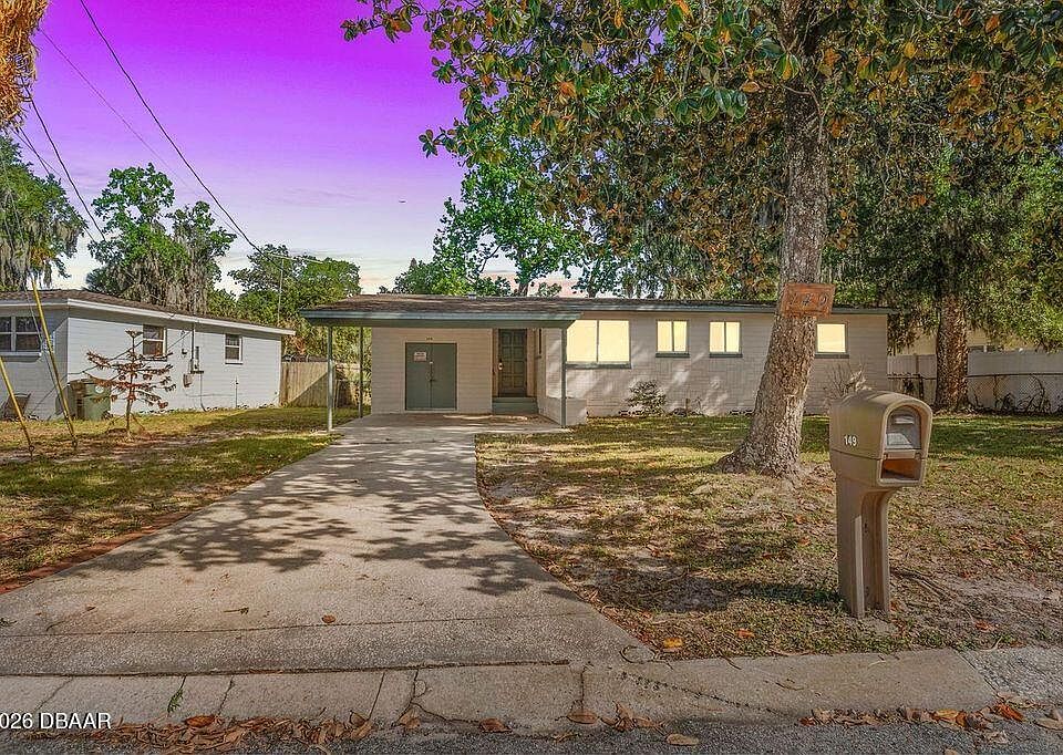 1st image of 149 Oakwood Dr