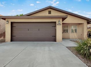 1612 Don Santos St SW, Albuquerque, NM 87121