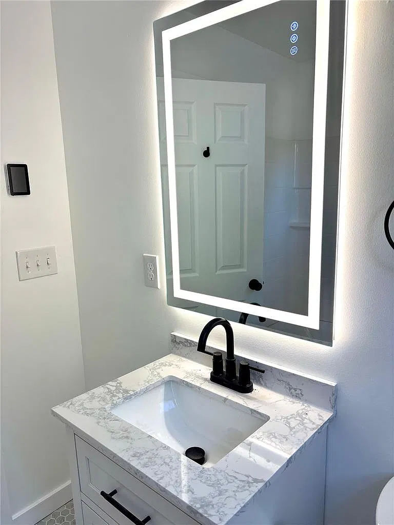 1 bed, 1.0 bath, 440 sqft, $1,350 — Photo 4
