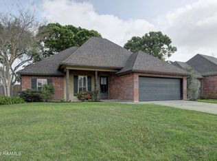 311 Lahasky Dr, Youngsville, LA 70592