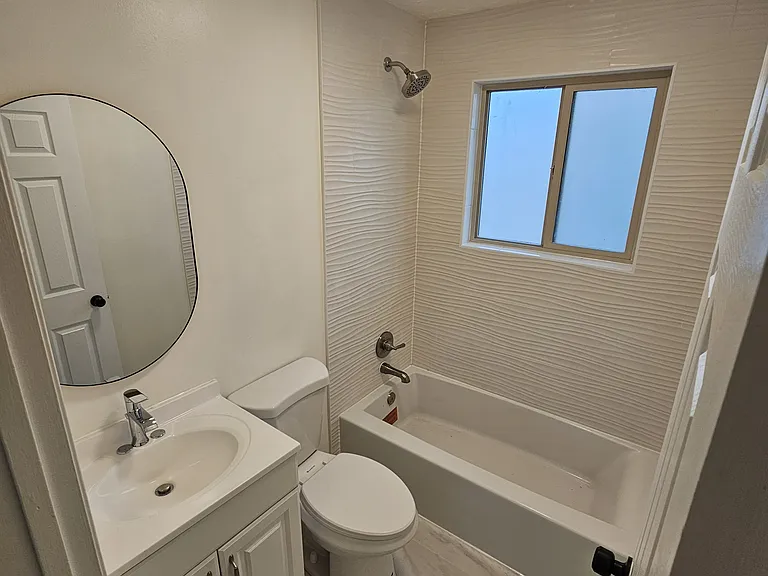 926 E Fairclough Dr S — Photo 14