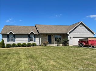 73 Knolls Dr, Wilmington, OH 45177