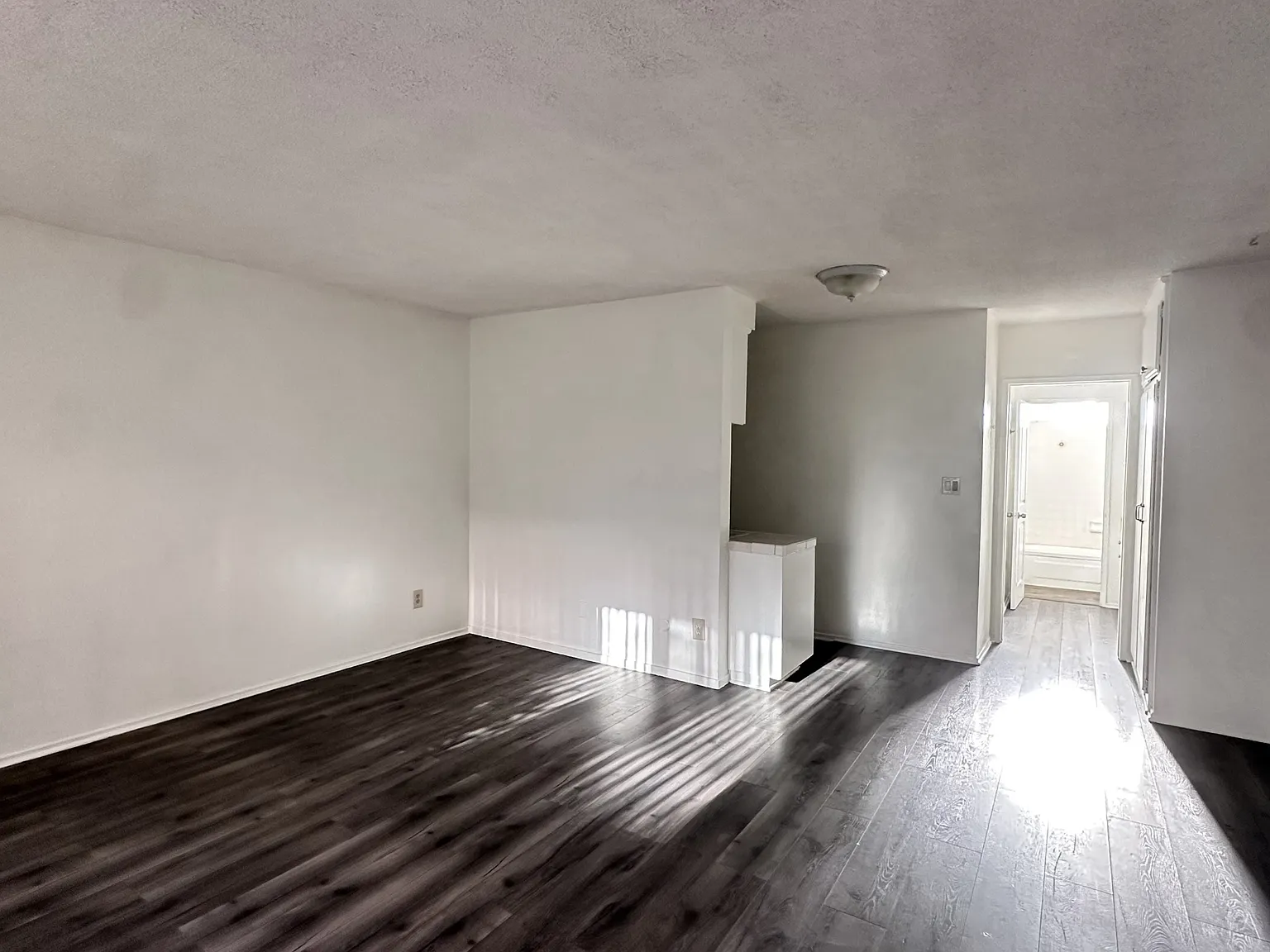 Casa Vanowen - 6 — Photo 2