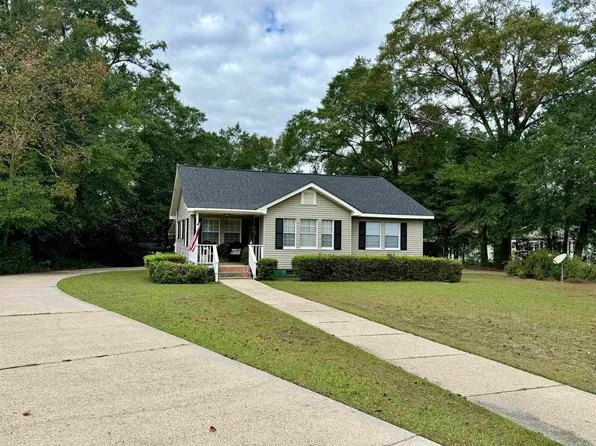 705 Spurlin St, Opp, AL 36467