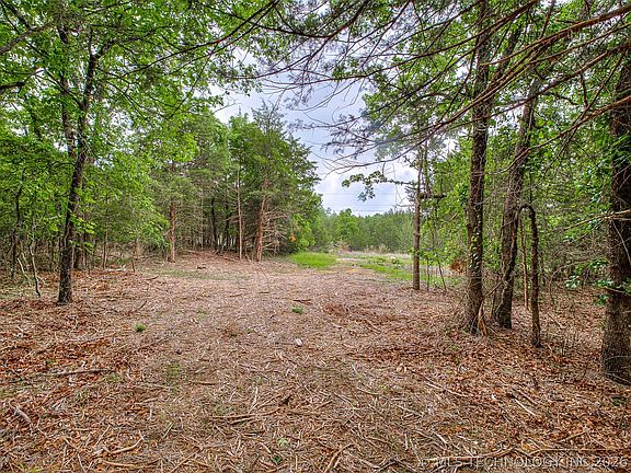 4th image of 4 E 1165th Rd