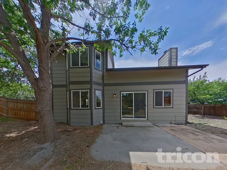6455 Montarbor Dr — Photo 21