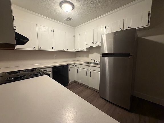 5th image of 283 S Herlong Ave APT D