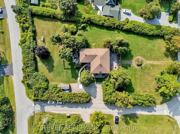 351 Hedge Rd, Georgina, ON L0E 1R0