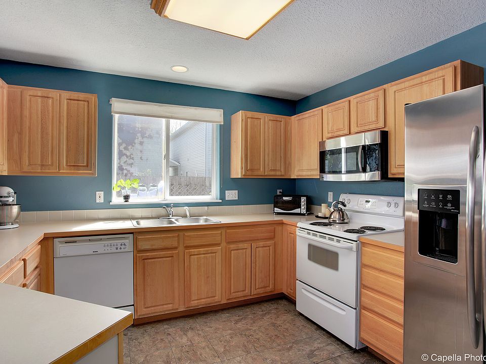 old listing photo