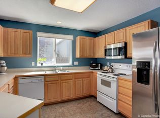 1524 NE Jessica Loop, Hillsboro, OR