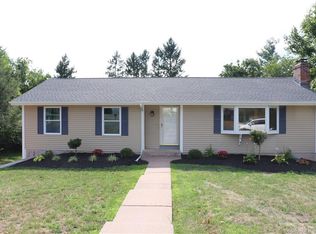 24 Huckleberry Ln, Manchester, CT 06040