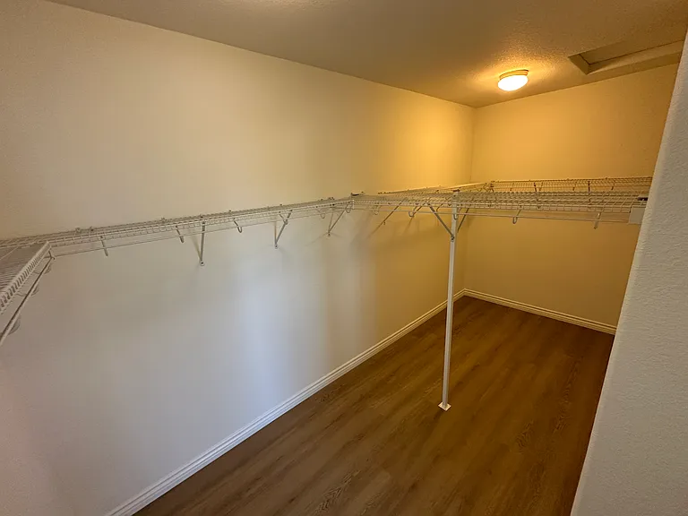 12781 Wine Cellar Ct — Photo 31