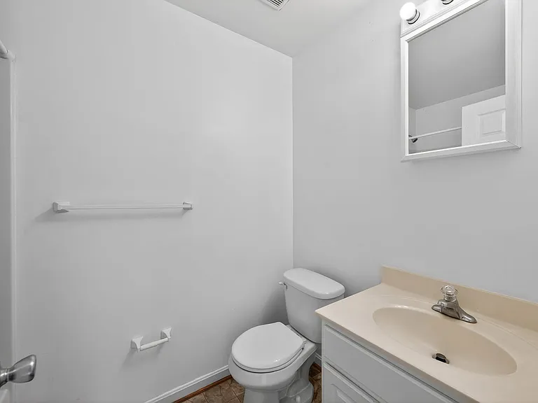 22628 Rue Woods Dr — Photo 5