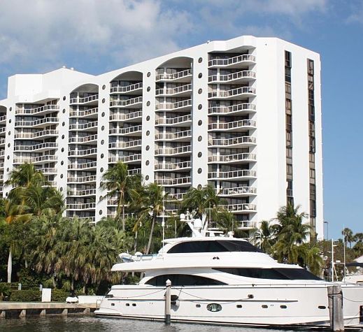1st image of 3610 Yacht Club Dr