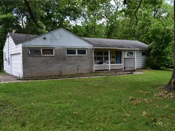 704 W Loula St, Olathe, KS 66061