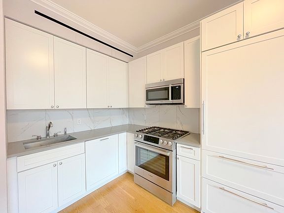 4th image of 252 W 76th St APT 8A